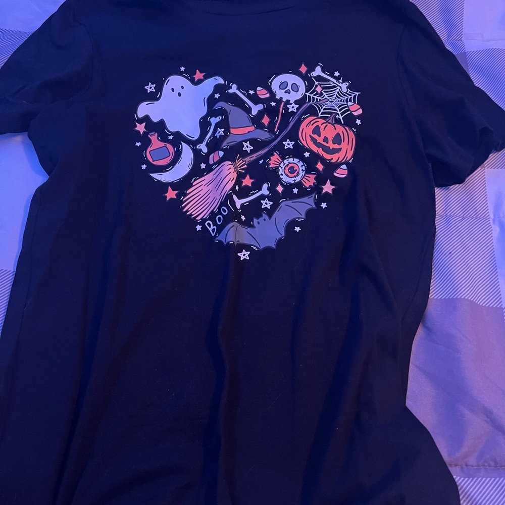 Amazon Black Halloween Graphic Tee